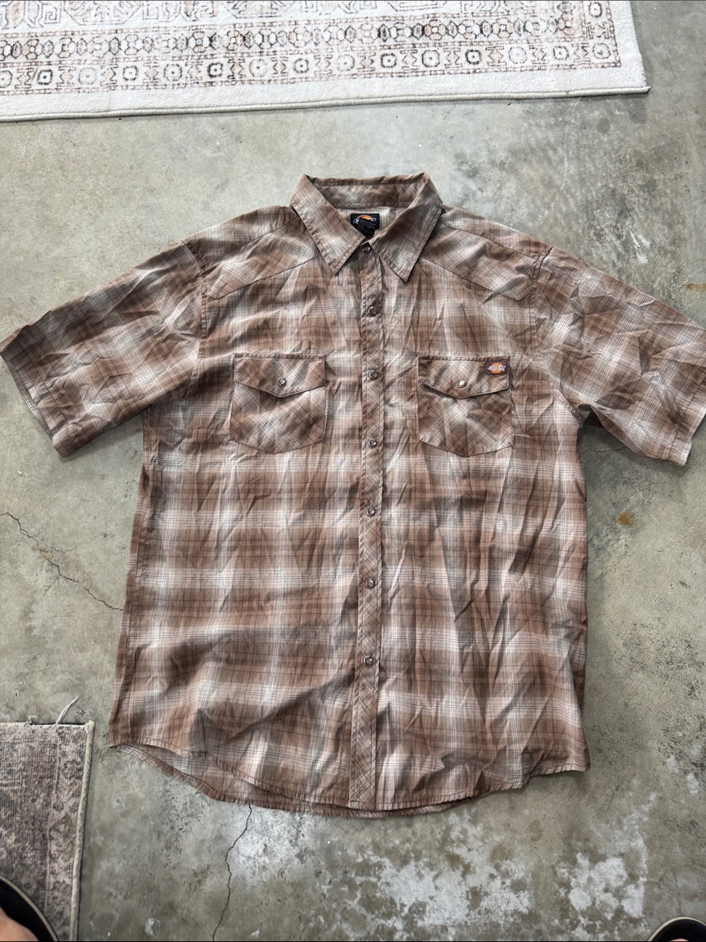 Dickies Men's Brown Plaid Short-Sleeve Button-Down Shirt